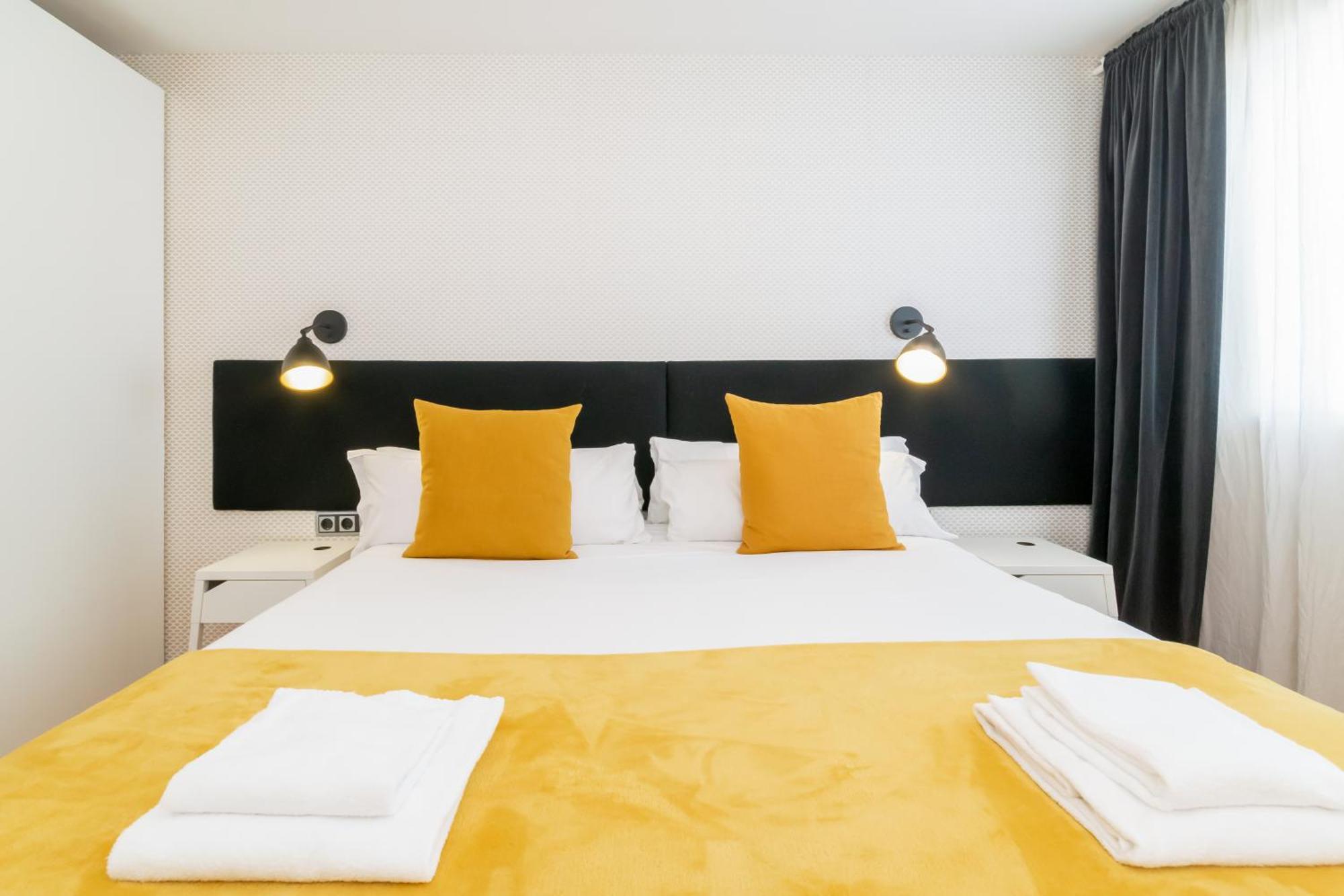 Unique Rentals - Placa Catalunya Central Apartments Barcelona Exterior photo