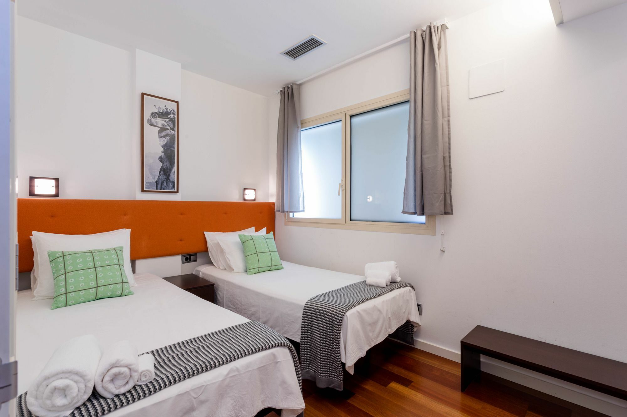 Unique Rentals - Placa Catalunya Central Apartments Barcelona Exterior photo