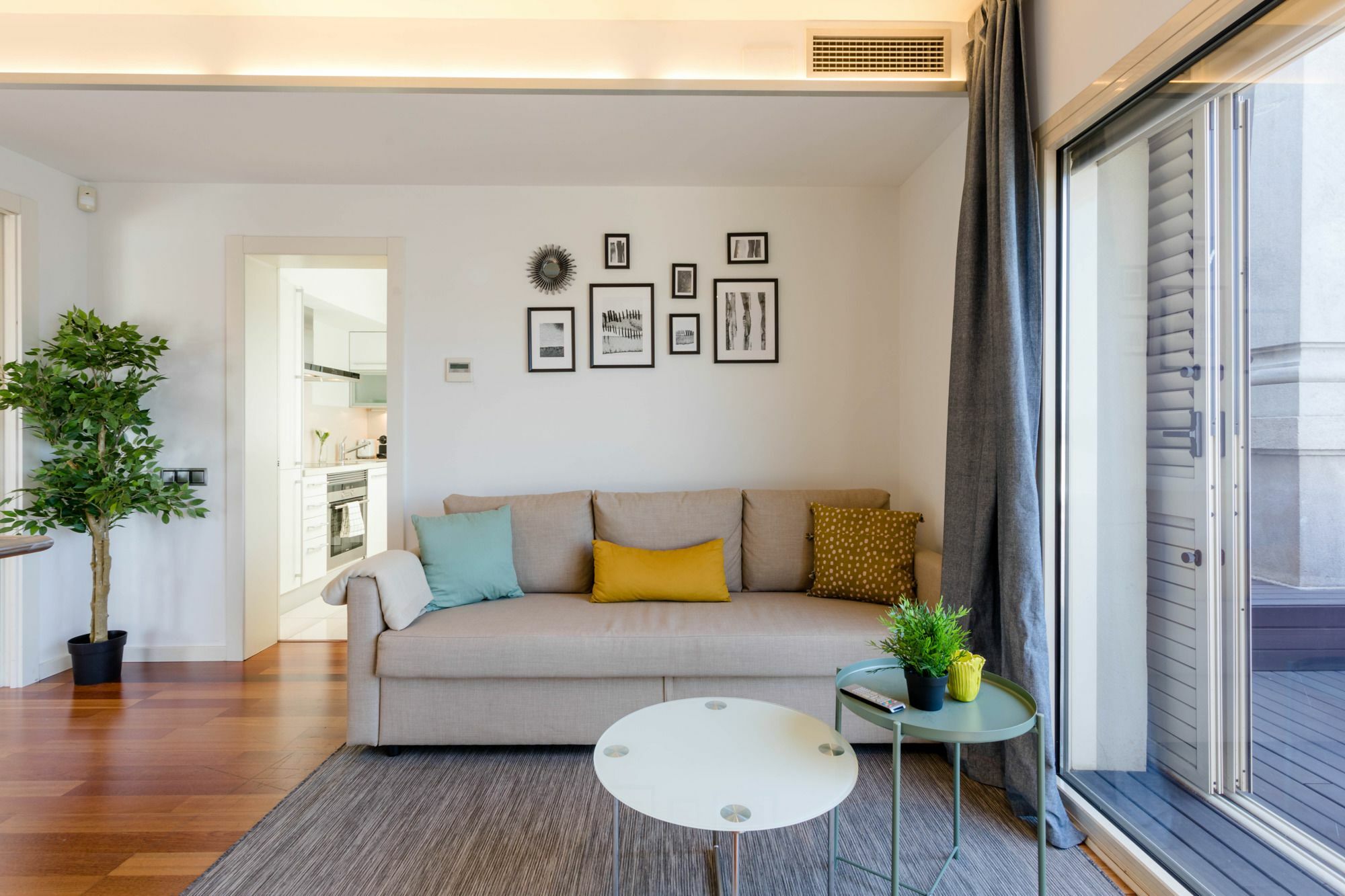 Unique Rentals - Placa Catalunya Central Apartments Barcelona Exterior photo