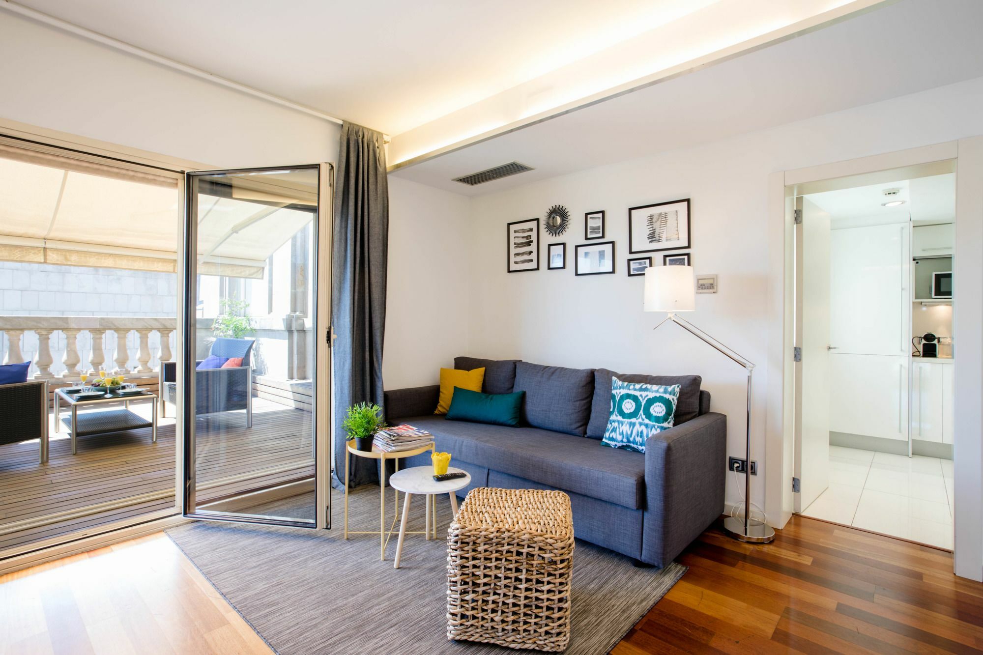 Unique Rentals - Placa Catalunya Central Apartments Barcelona Exterior photo